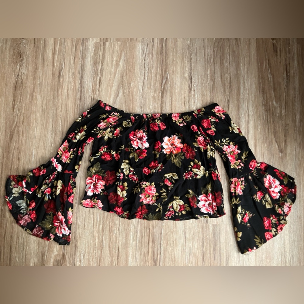 Forever 21 Floral Off-Shoulder Top